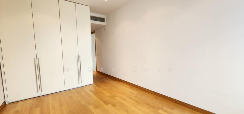 33 Tanglin Road photo 2