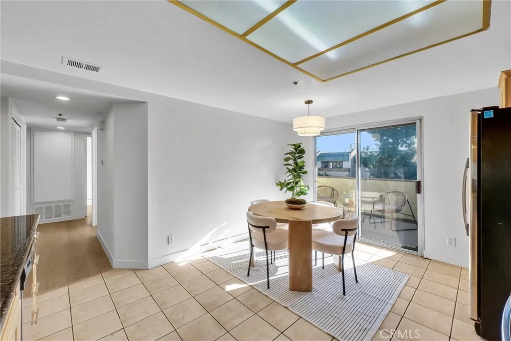 Additional image 9 of 12121 Centralia Street Unit 302, Lakewood, CA 90715