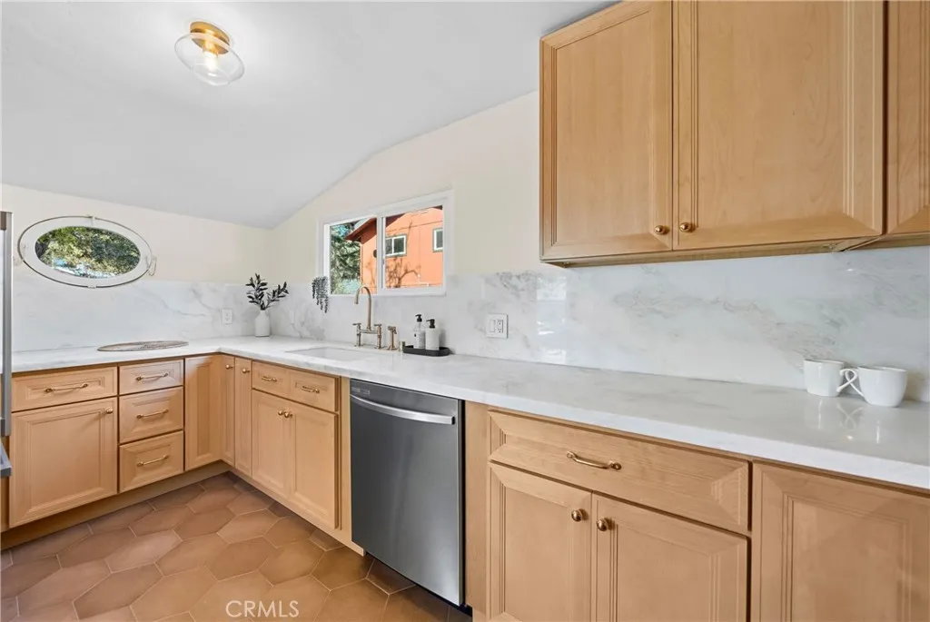 Additional image 10 of 336 El Conejo Dr, Ojai, CA 93023