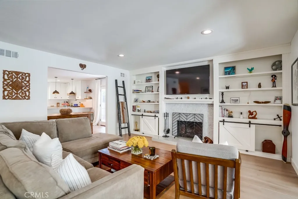 Additional image 19 of 20619 Martha St, Woodland Hills, CA 91367