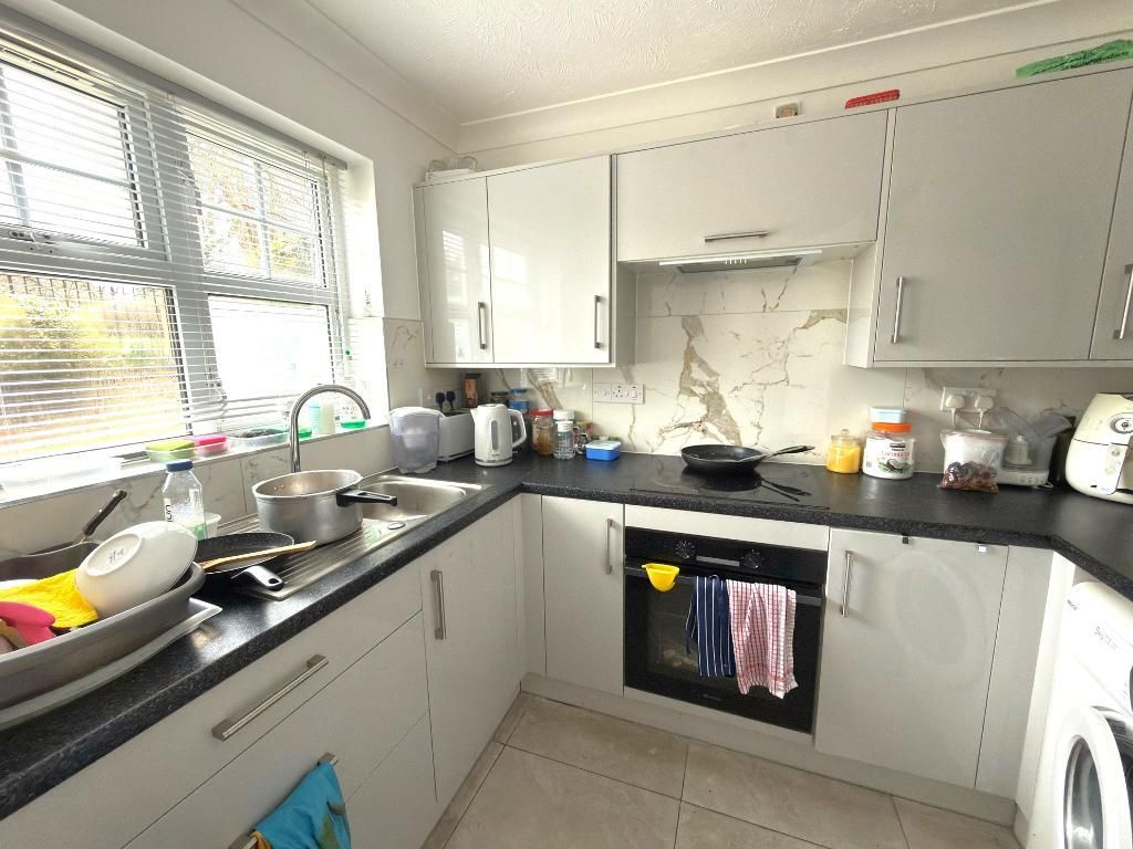 Additional image 2 of 2 bed flat for saleMarquis Court, Earls Meade, Old Bedford Road Area, Luton, Bedfordshire LU2