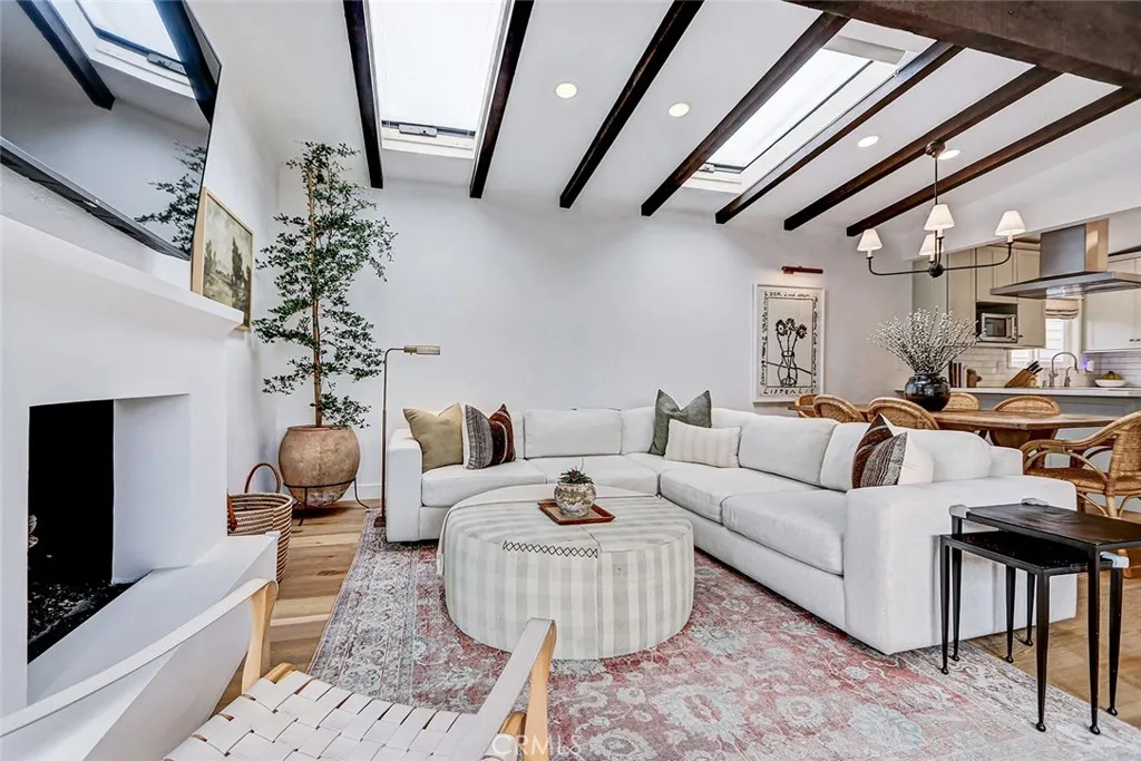 Additional image 6 of 3211 N Valley Dr, Manhattan Beach, CA 90266