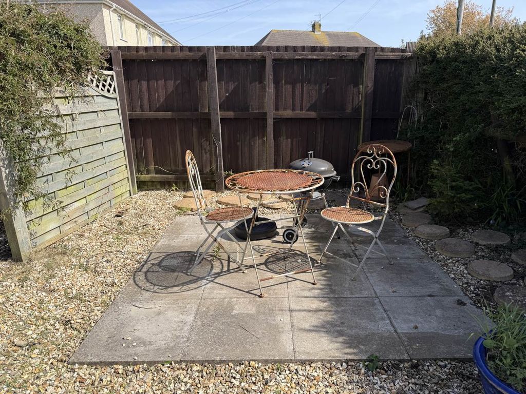 Additional image 17 of 2 bed maisonette to rentCastle Road, Rhoose, Vale Of Glamorgan CF62