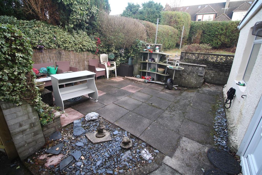 Additional image 18 of 3 bed semi-detached house for saleSouth Street, Greenock PA16