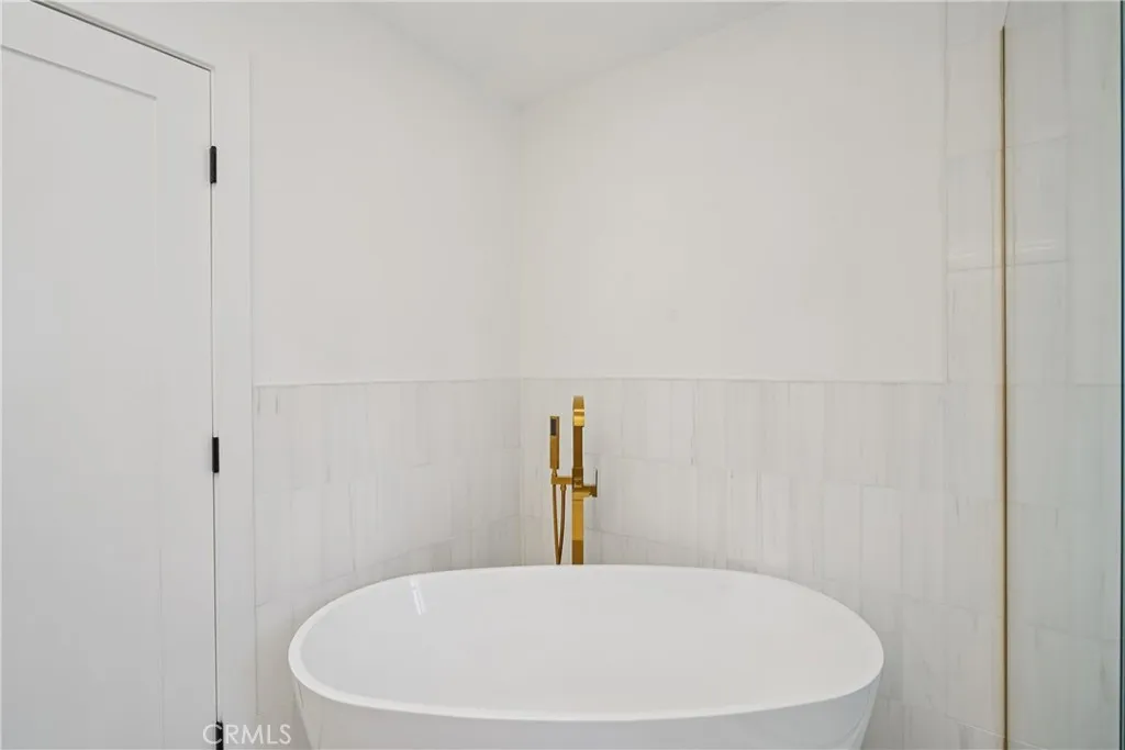 Additional image 80 of 2421 Clark Lane Unit B, Redondo Beach, CA 90278