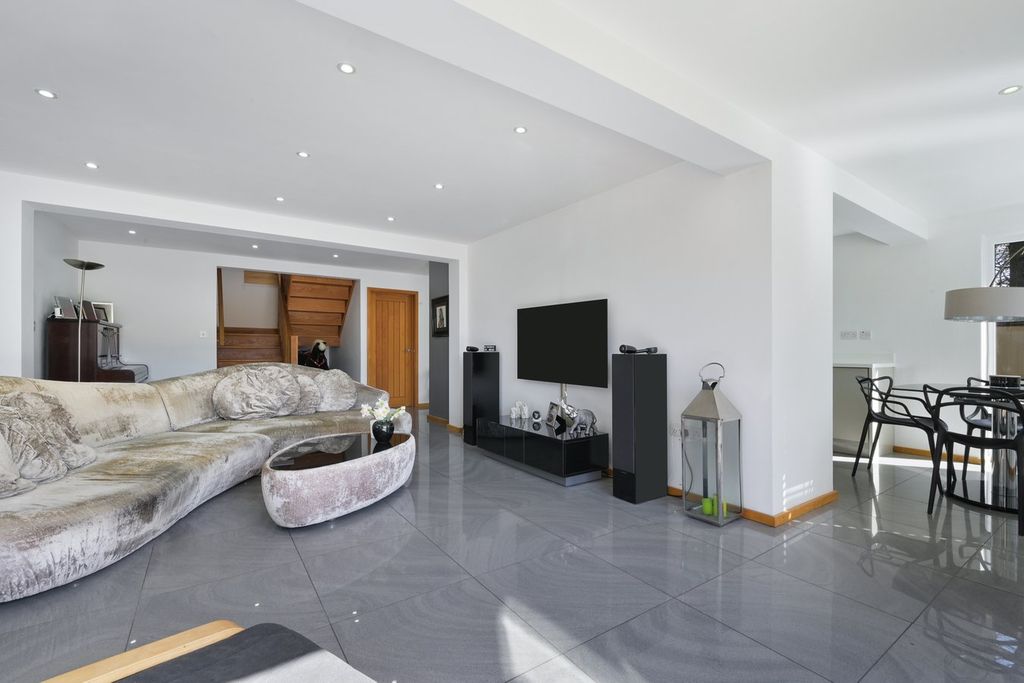 Additional image 8 of 4 bed semi-detached house for saleOatlands Avenue, Weybridge KT13