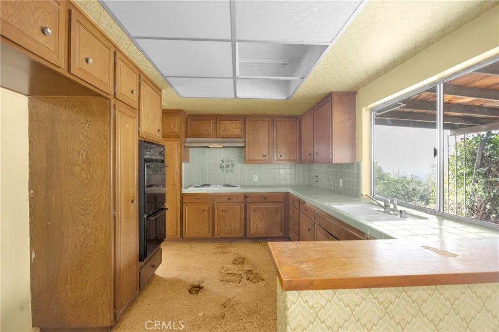 Additional image 85 of 3737 San Augustine Dr, Glendale, CA 91206
