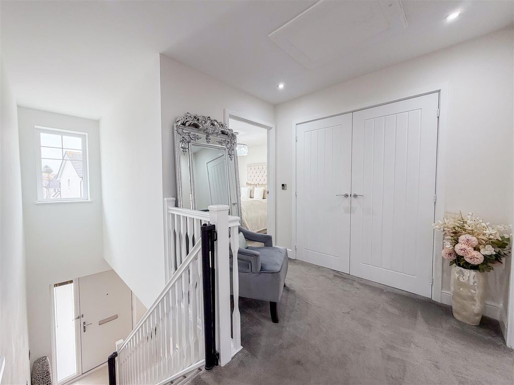 Additional image 19 of 4 bed detached house for saleKiln Drive, Stewarton, Kilmarnock KA3