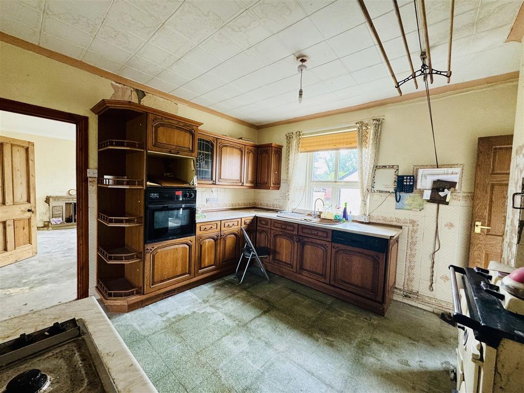 Additional image 12 of 4 bed detached house for saleManordeilo, Llandeilo SA19