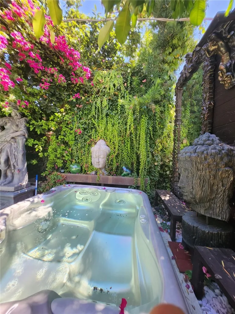 Additional image 125 of 17419 Cohasset St, Lake Balboa, CA 91406