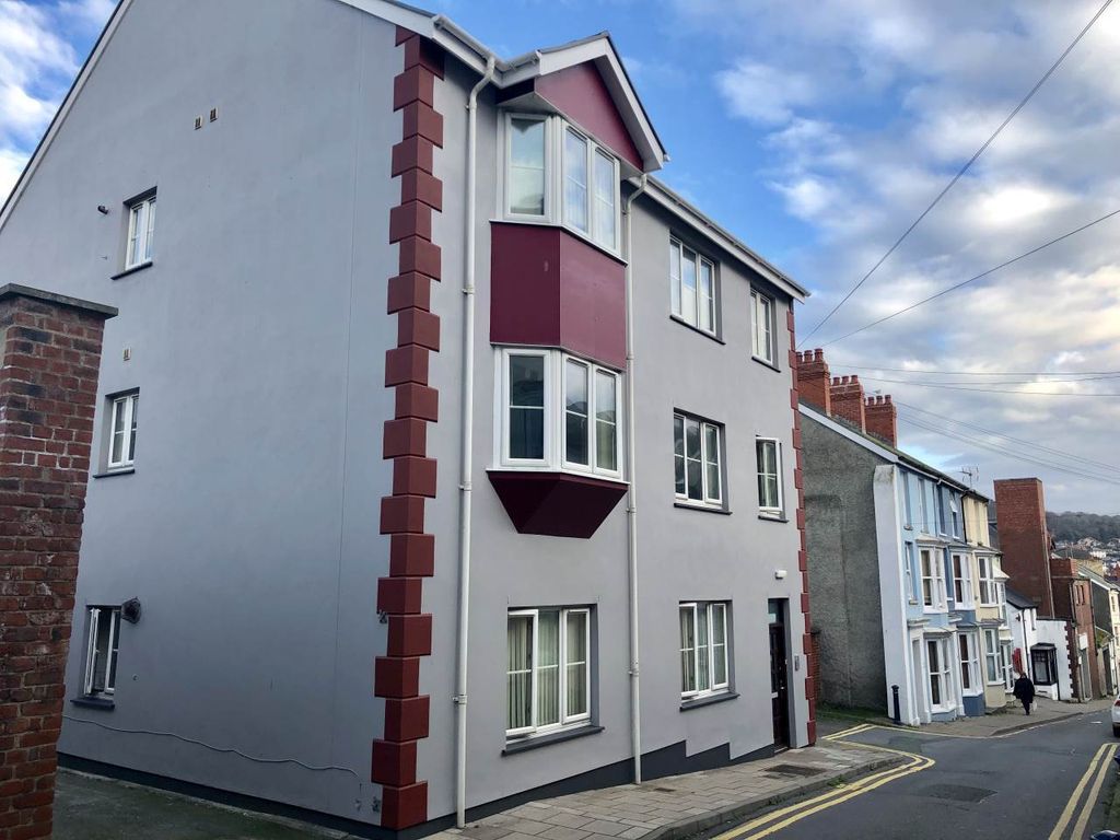 1 bed flat to rent37 Queen Street, Aberstwyth, Ceredigion SY23