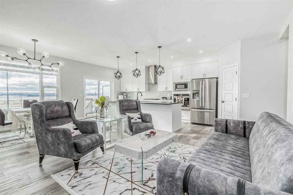 Additional image 3 of 612 Seton Circle SE, Calgary, AB, T3M 3G8