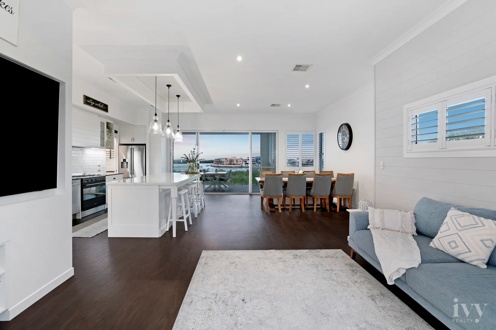 Additional image 2 of 10 Belair Crescent, Paradise Point QLD 4216