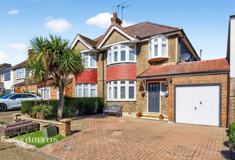 Somerset Close, New Malden KT3