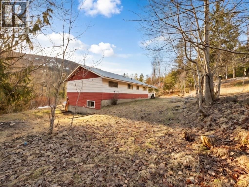 2612 SILVER KING Road