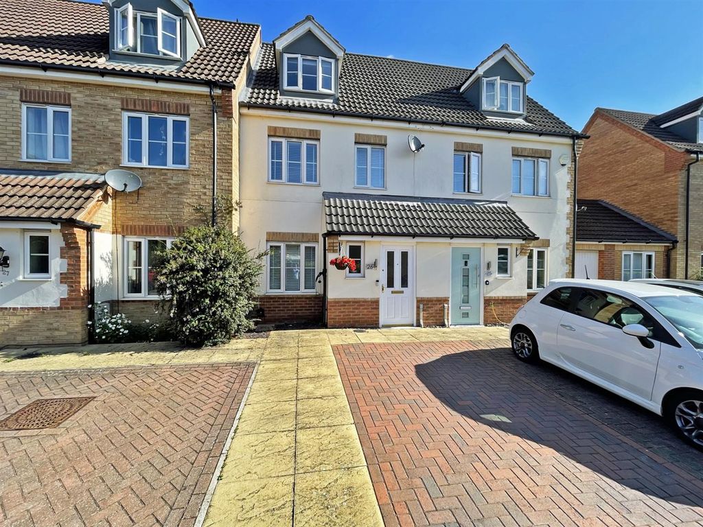 3 bed town house to rentElgar Way, Stamford PE9