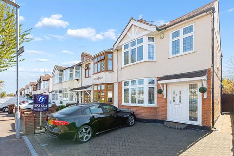 Gorseway, Romford RM7