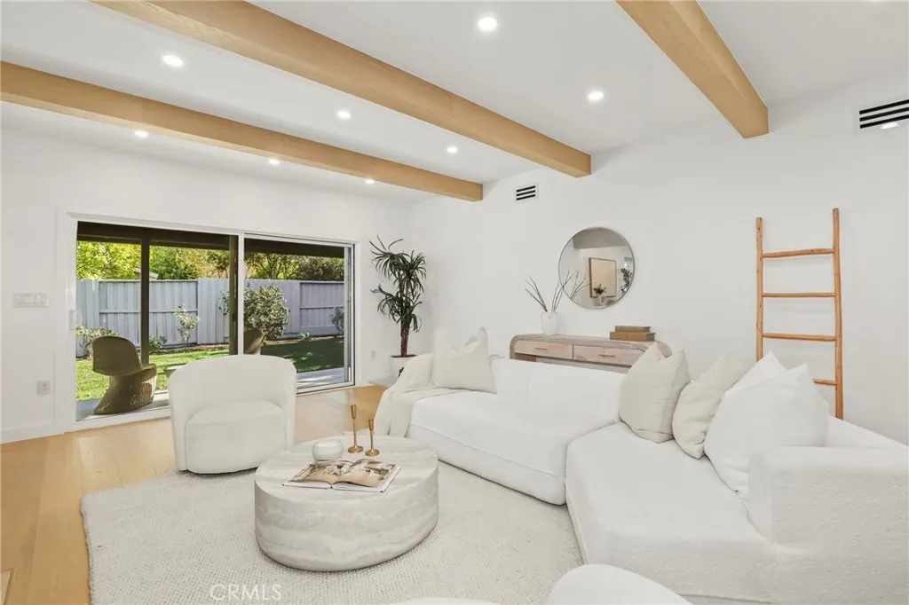 Additional image 51 of 23856 Aetna St, Woodland Hills, CA 91367