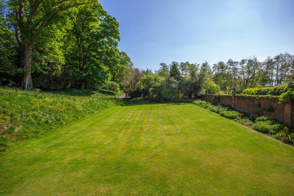 Additional image 14 of 6 bed detached house for saleRemenham Lane, Remenham, Henley-On-Thames, Berkshire RG9