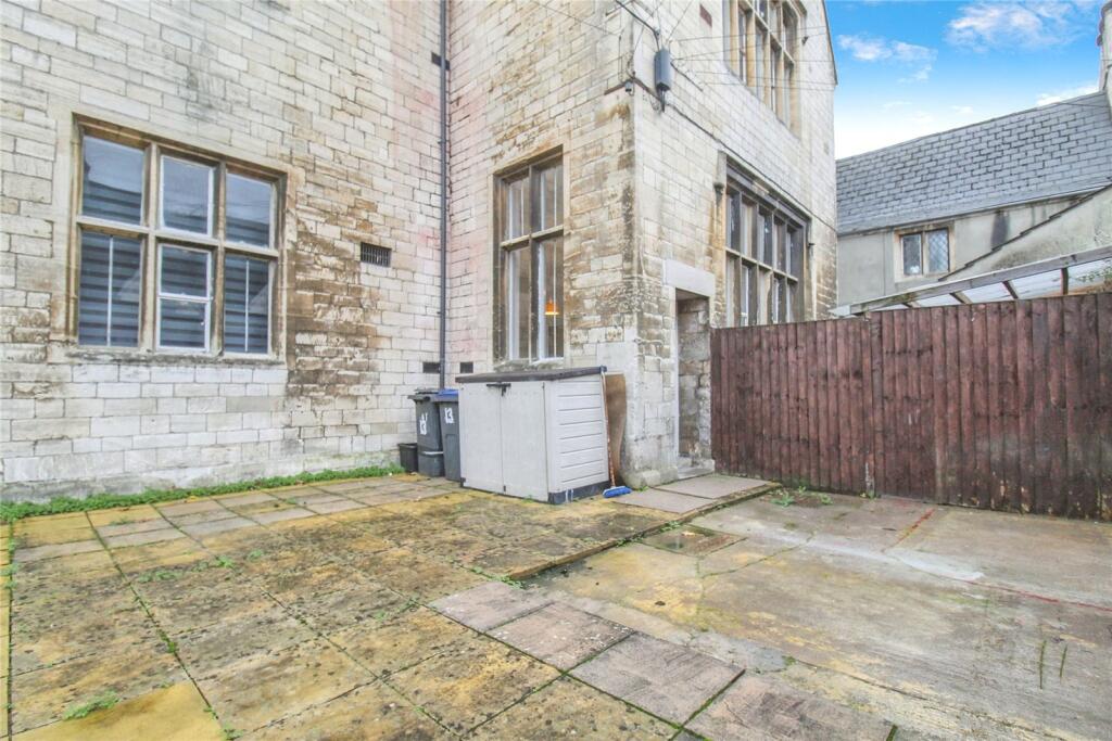St James Court, Trowbridge photo 2