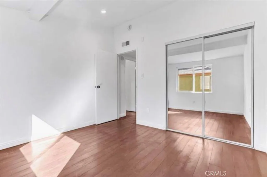 Additional image 9 of 6155 Reseda Blvd Unit 4, Tarzana, CA 91335