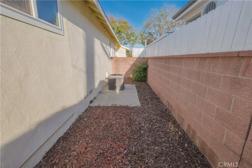 5813 Fanwood Ave, Lakewood, CA 90713
