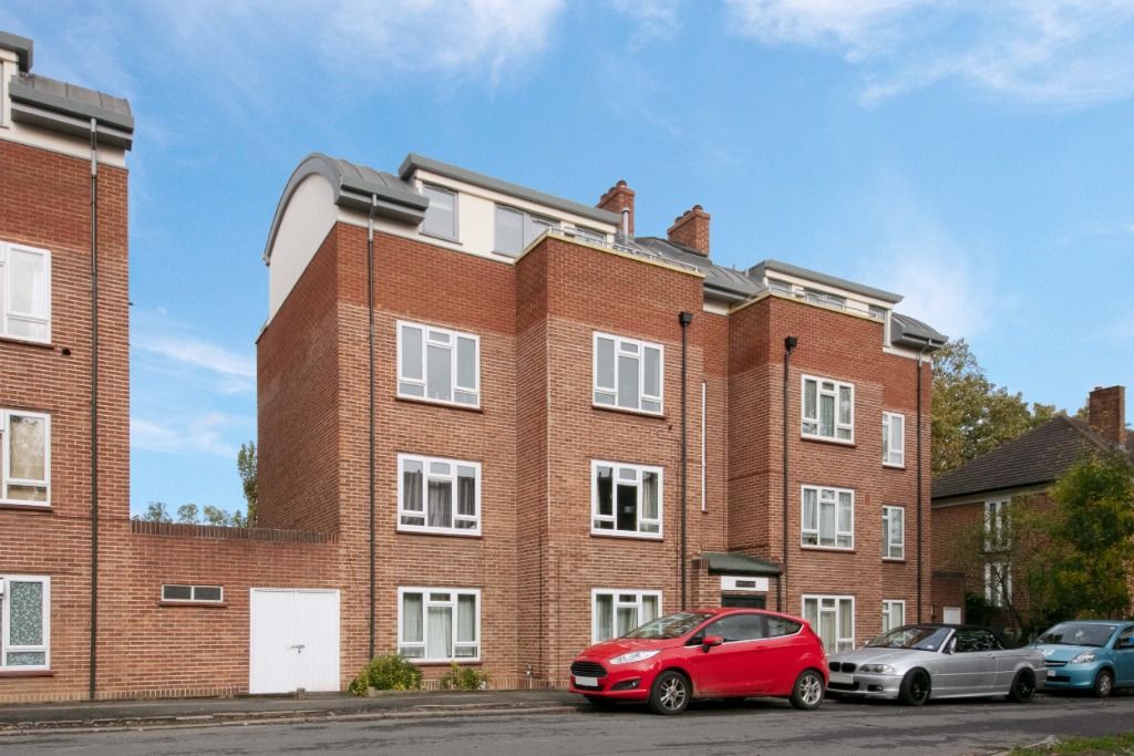 Additional image 14 of 2 bed flat for saleSomerset Lodge, Courtlands, Maidenhead SL6