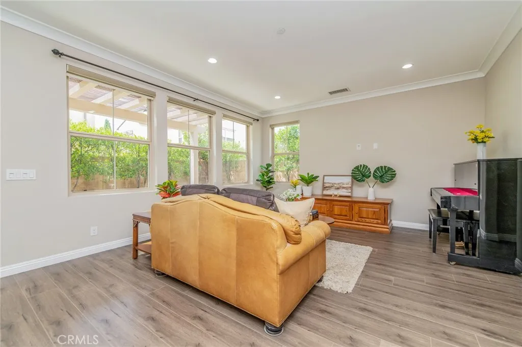 Additional image 5 of 167 Overbrook, Irvine, CA 92620