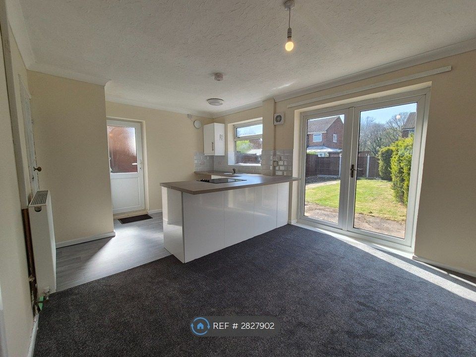Additional image 4 of 3 bed semi-detached house to rentMeadow Road, Scunthorpe DN17