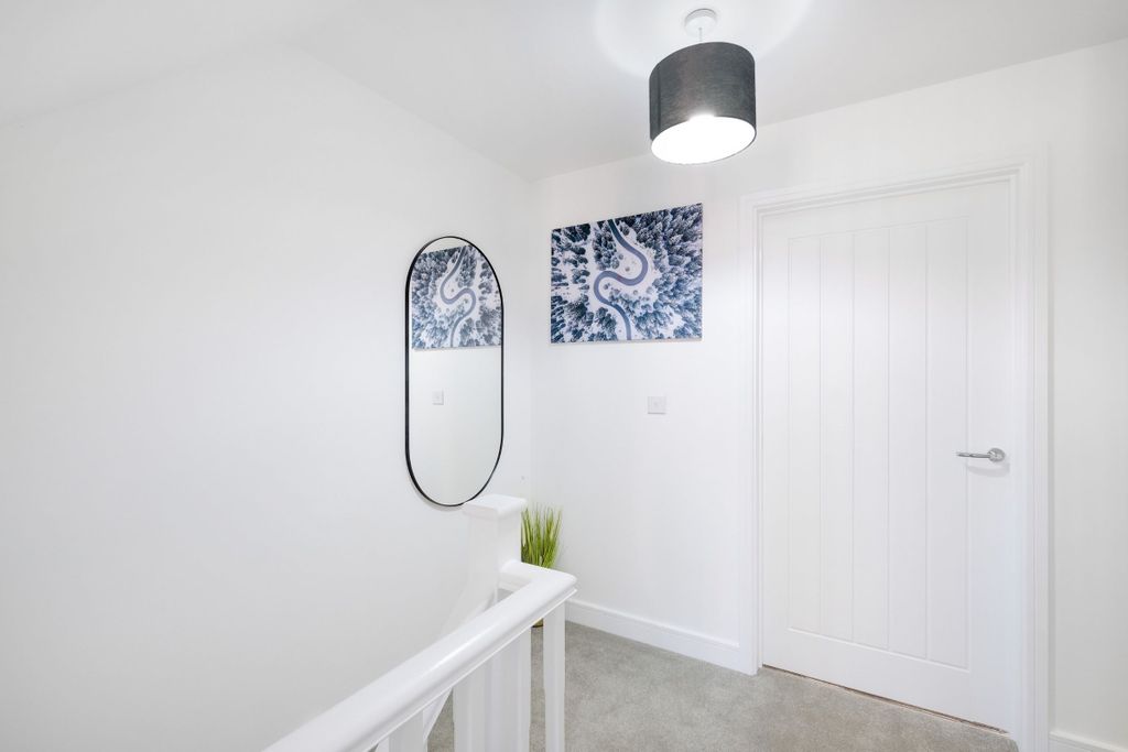 Additional image 38 of 5 bed semi-detached house to rentKempster Way, Weston Turville, Aylesbury HP22