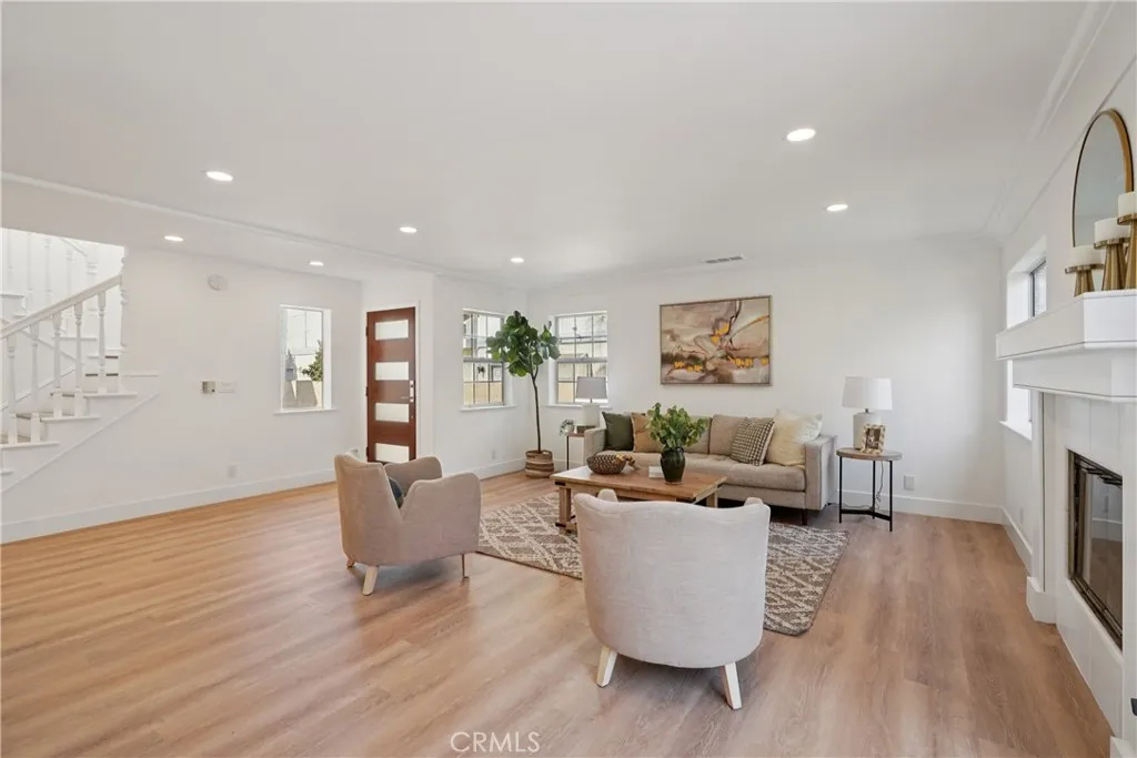 Additional image 4 of 2421 Clark Lane Unit B, Redondo Beach, CA 90278