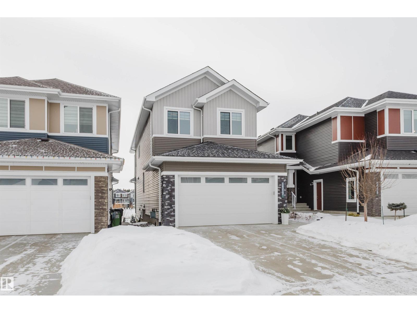 16217 32 Avenue SW, Edmonton, AB, T6W4P2