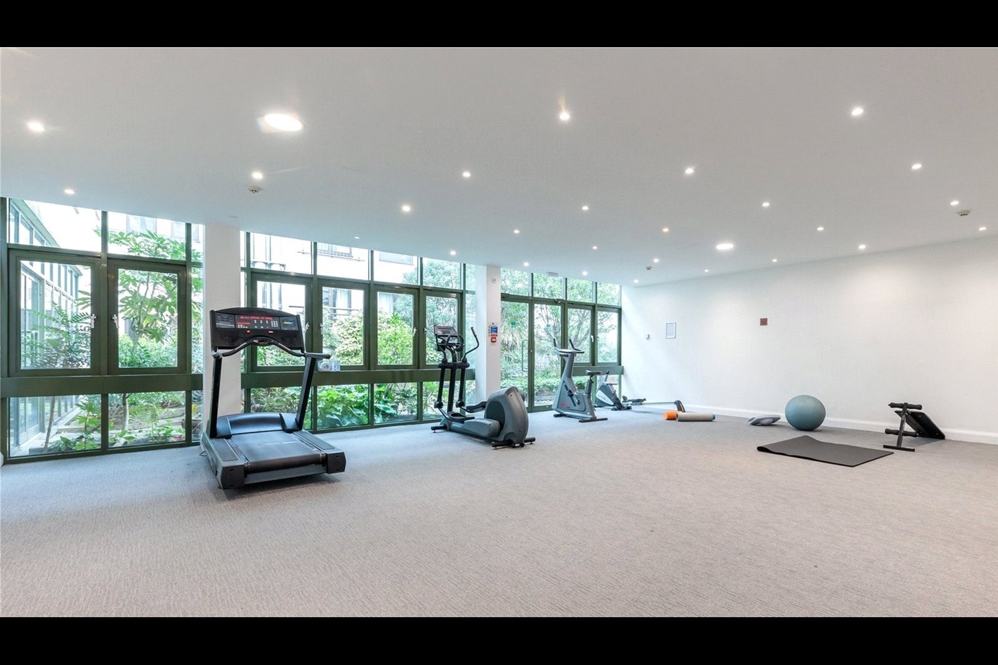 Additional image 19 of 2 Bed Flat, Herbal Hill Gardens, EC1R, N1 7GU