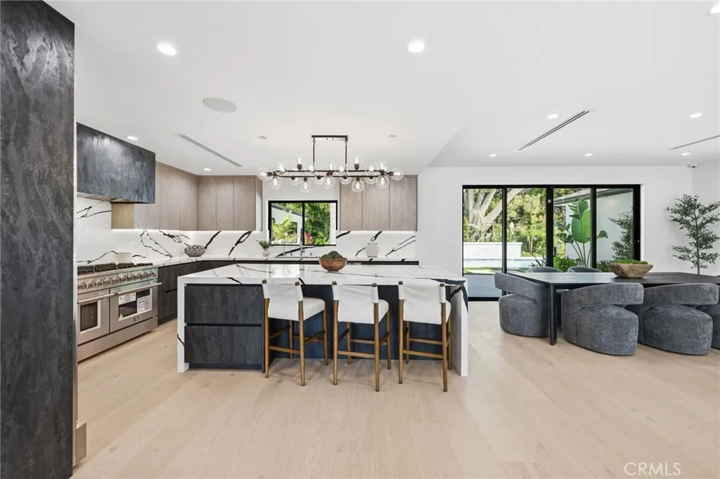 Additional image 69 of 8400 White Oak Ave, Sherwood Forest, CA 91325