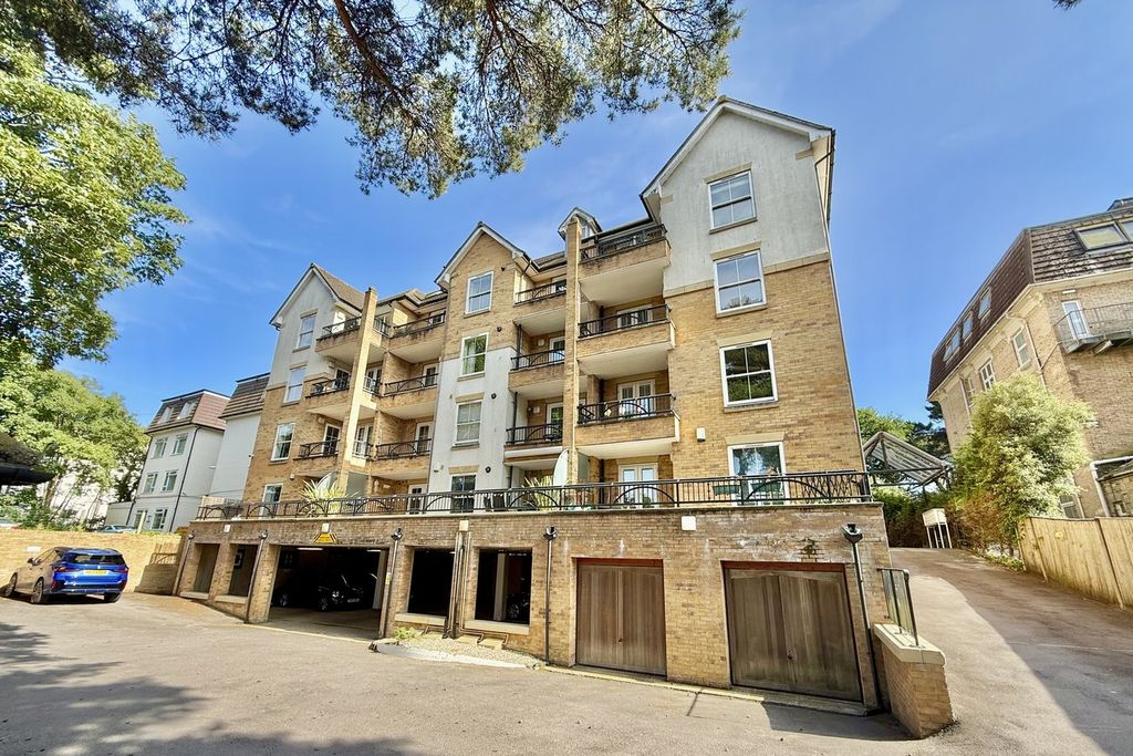 Additional image 3 of 2 bed flat for saleKnyveton Road, Bournemouth BH1