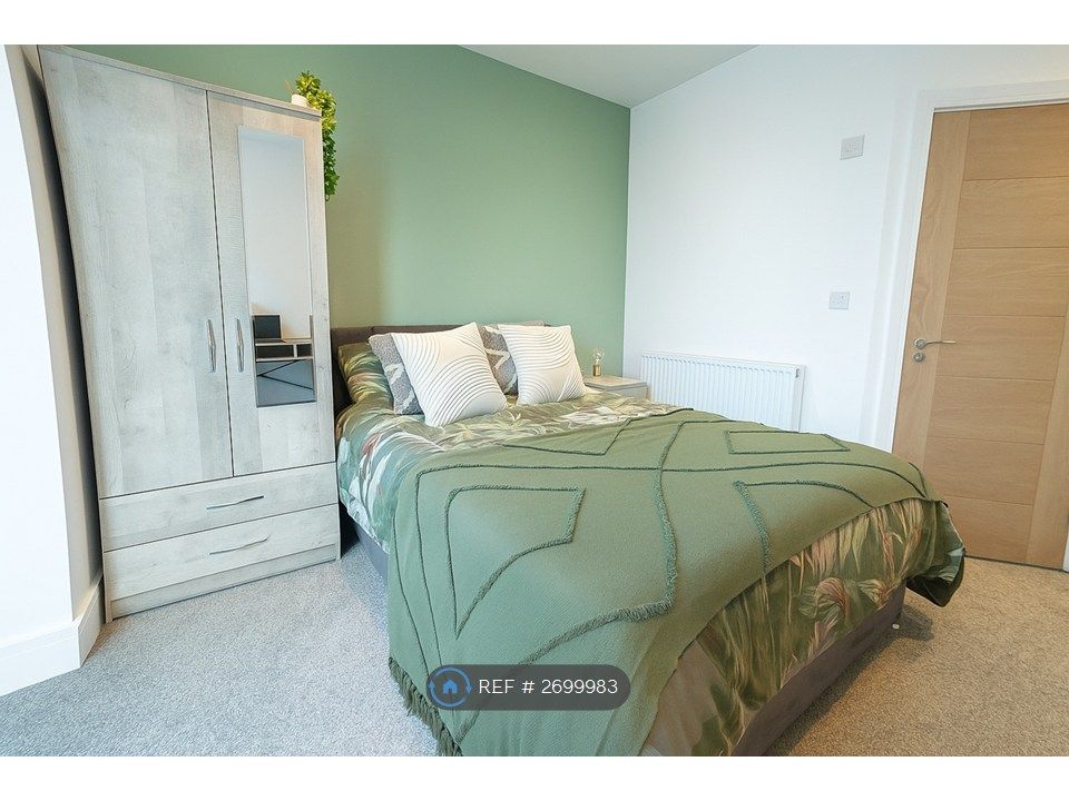Additional image 11 of 8 bed terraced house to rentClare Street, Bridgwater TA6