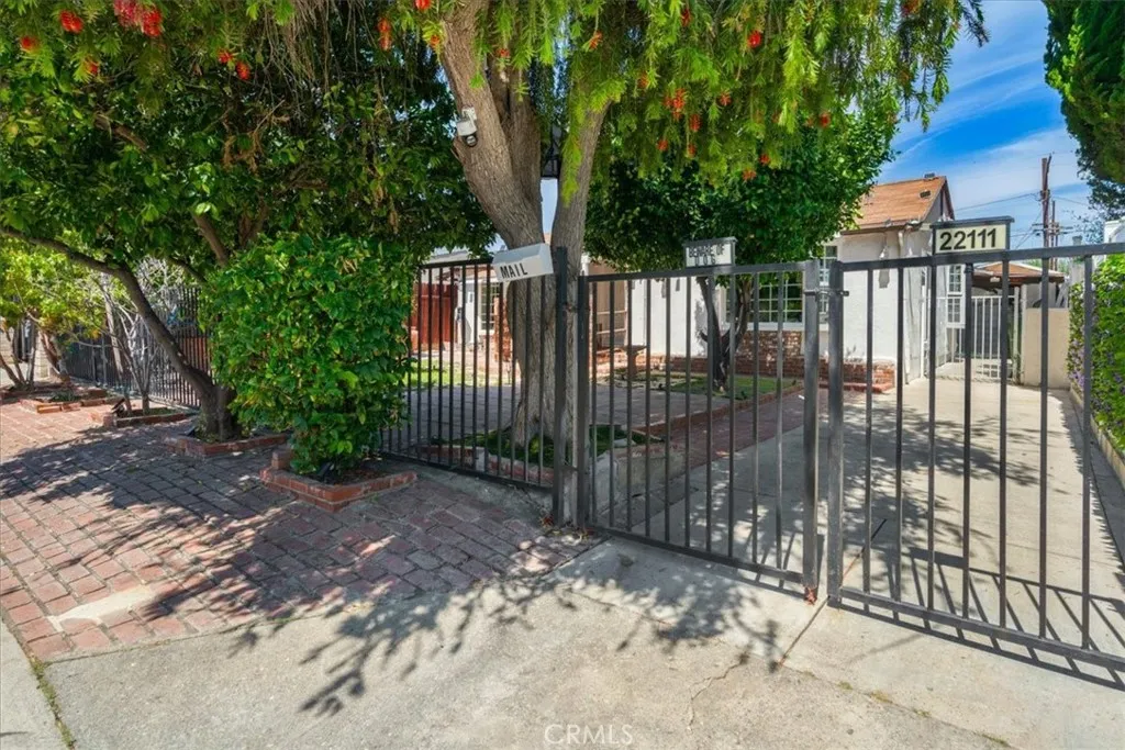 Additional image 37 of 22111 Covello St, Canoga Park, CA 91303