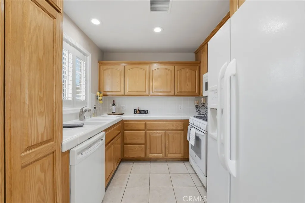 Additional image 33 of 9809 Houghton Avenue, Santa Fe Springs, CA 90670