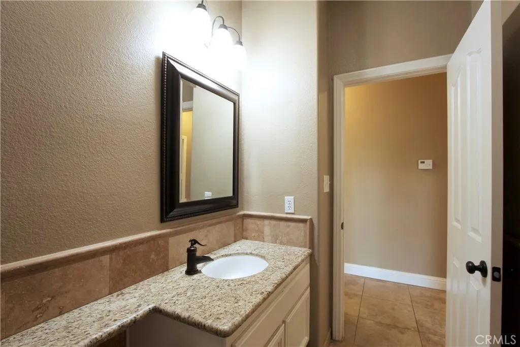 Additional image 58 of 9902 Balvanera Ave, Bakersfield, CA 93312