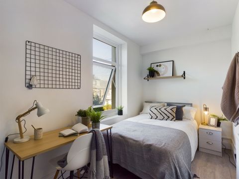 Upper Allen Street, Sheffield S3, Room to rent