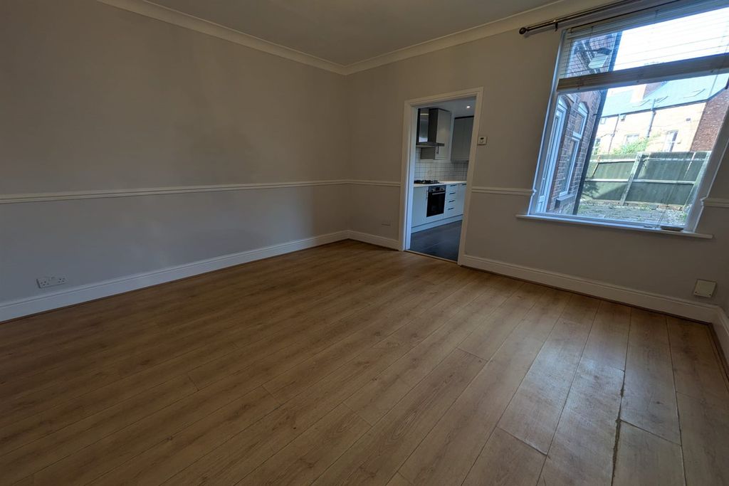 Additional image 4 of 2 bed semi-detached house to rentEatons Road, Stapleford NG9