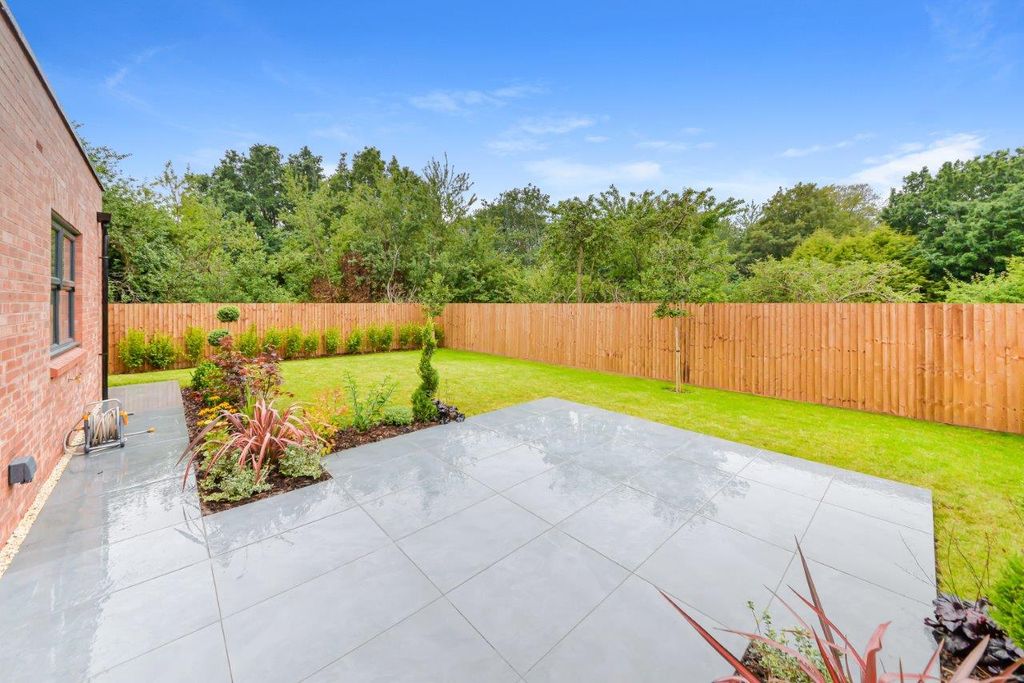 Additional image 33 of 6 bed detached house to rentClaremont Gardens, Norfolk Road, Edgbaston, Birmingham B15