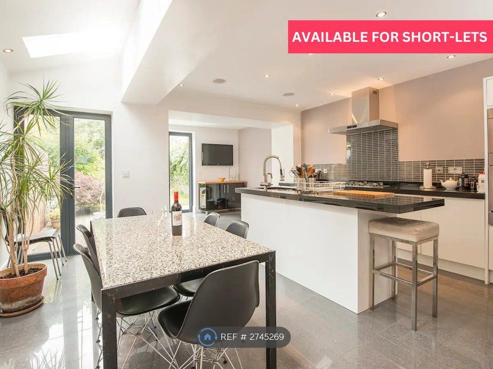 4 bed terraced house to rentPlasturton Avenue, Cardiff CF11
