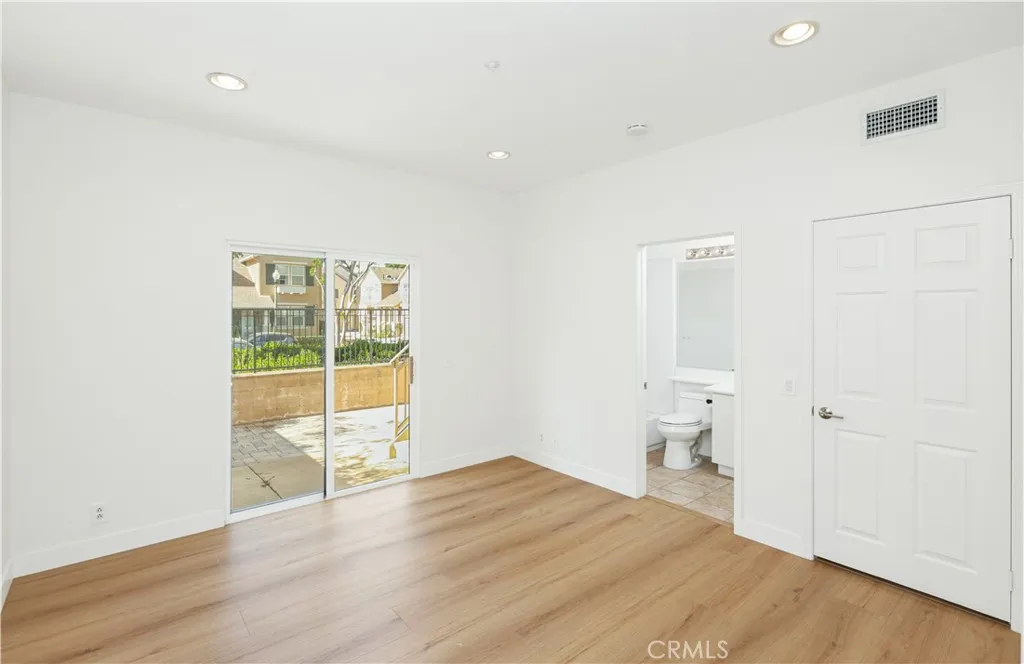 Additional image 10 of 26 Burlingame, Irvine, CA 92602
