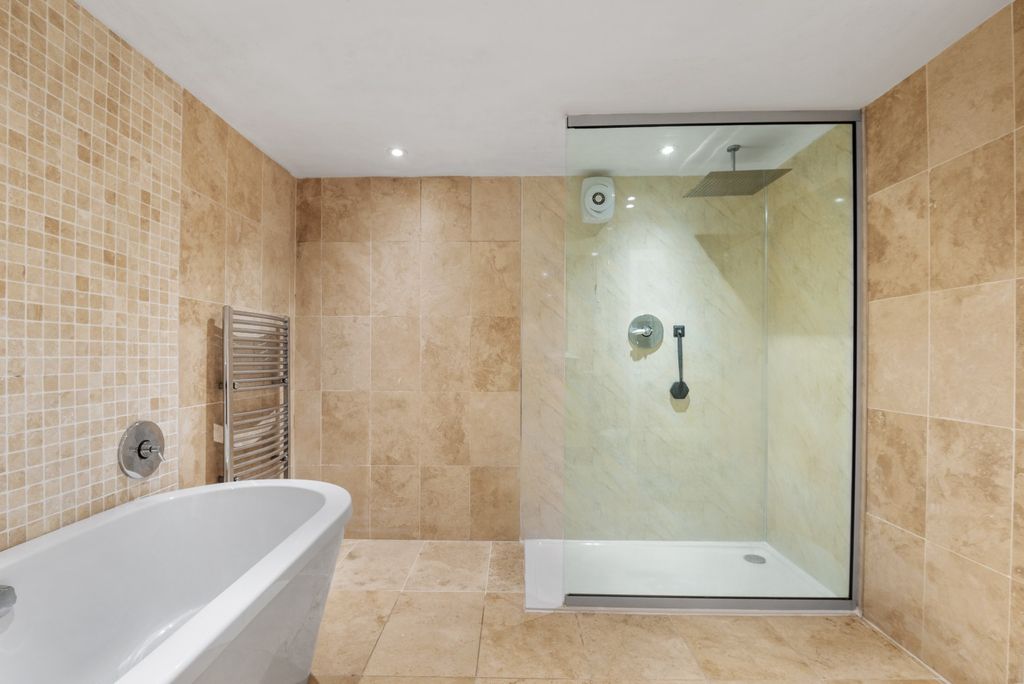 Additional image 21 of 3 bed flat to rentVictoria Circus, Dowanhill, Glasgow G12