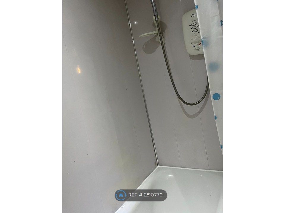 Additional image 9 of 2 bed terraced house to rentMillhouse Drive, Glasgow G20
