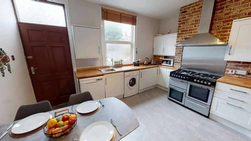 Additional image 7 of 6 bed shared accommodation to rentHeadingley Mount, Headingley, Leeds LS6