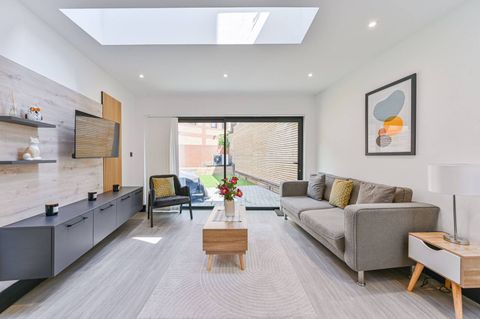 Laurie Grove, New Cross, London SE14