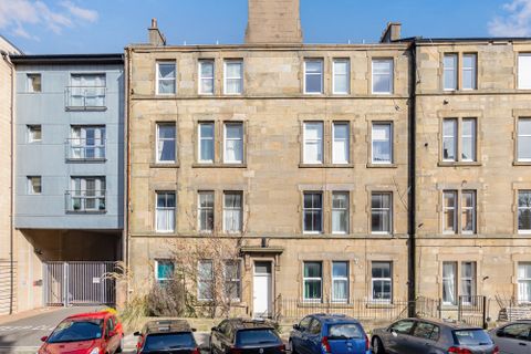 2/14 Bruce Street, Morningside, Edinburgh EH10