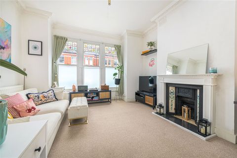 Louisville Road SW17